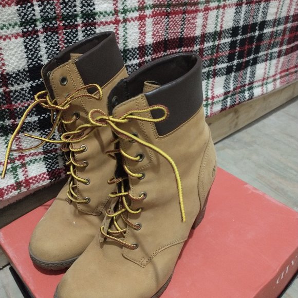 Timberland boots - Picture 1 of 2